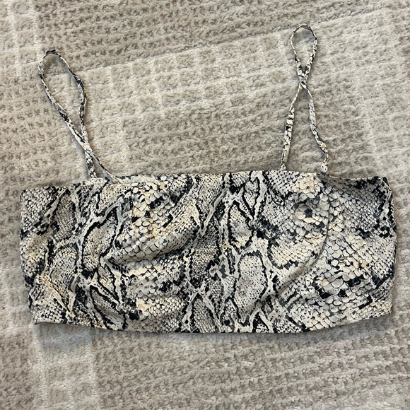 Reformation Samson 2 piece snakeskin set size 4 - Picture 9 of 9